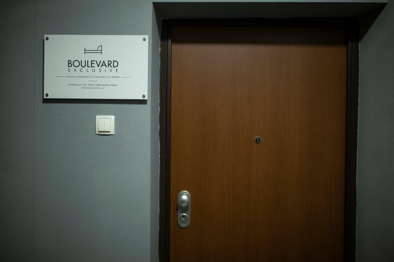 Boulevard Exclusive 普里什蒂纳 外观 照片